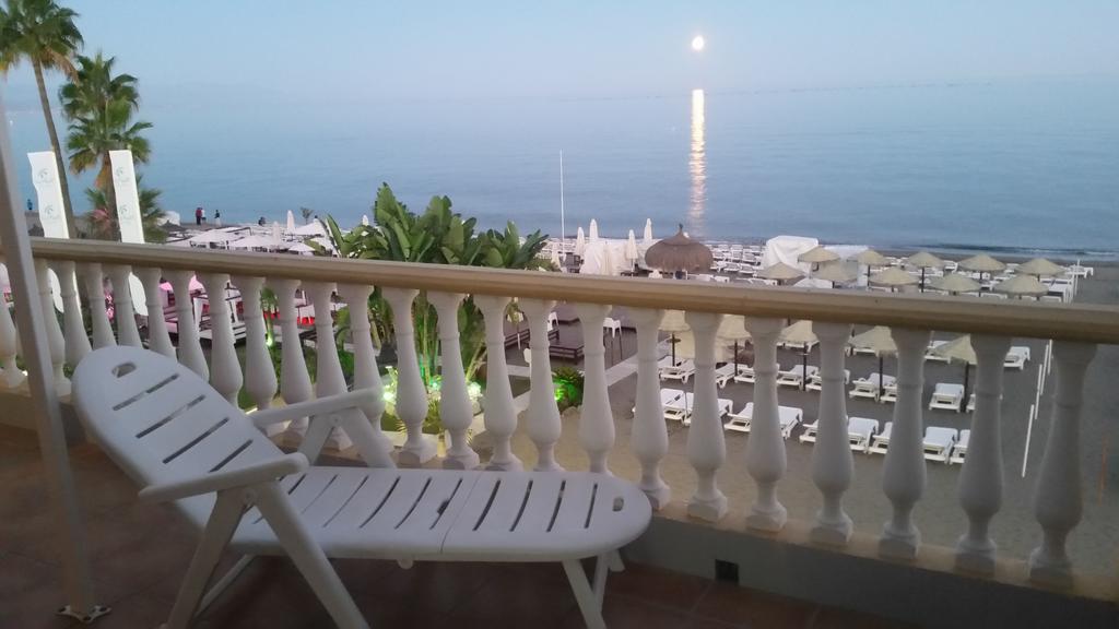 Apartamentos Don Pepe Торемолинос Екстериор снимка
